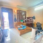 bán nhà phố hoàng quốc việt, p. nghĩa tân 66m2, phân lô ô tô, ở luôn, kinh doanh, lh: 0869818555