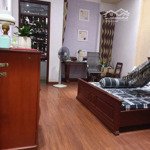 bán nhà 3 tầng dt: 80m2 đường nguyễn trung trực giá 7tỷ500tr cách biển 500m