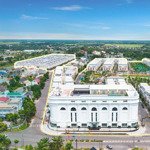 lô góc hơn 100m2 sát cạnh vincom. giá hơn 7tỷ. xuất ngoại giao. duy nhất 1 căn. sổ lâu dài