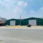 cần bán hơn 2000m2 mặt đường ql21a, ngay sát ngã tư vai réo, mặt tiền hơn 40m - giá đầu tư