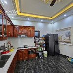 nhà mới đẹp ngõ ô tô thông, tặng full nội thất xịn, ở sướng, giá hợp lý