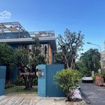 villa sân vườn góc 2 mt khu compound vip xuân thuỷ 18x21m - 1 trệt 2 lầu st, mới - 90 tỷ còn 70 tỷ