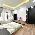 căn hộ studio mới khai trương rộng 35m2 nội thất đầy đủ cửa sổ thoáng mát