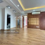 bán căn hộ cc cao cấp trần thái tông . căn góc. 3 ngủ 110m2 . hơn 7 tỷ