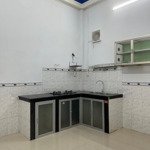 bán nhà 1t, 1 lầu. bình chiểu. 2pn 2wc. nhà mới