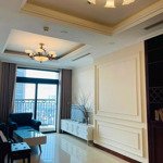 tôi chính chủ bán căn hộ 2 phòng ngủ sáng tại royal city, 110m2 giá chỉ 7,9 tỷ