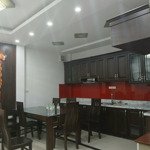 bán nhà tại phố nhân hòa sát hoàng đạo thúy 5t 48,6m2 mt 7.5m 32m ra phố, nhà rất đẹp về ở luôn.