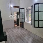 cho thuê nhà đường thụy khuê, ba đình 30m2, 3 tầng, 2 ngủ, ngõ nông, 7.5 triệu