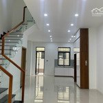 cho thuê nhà cơ bản lakeview city 1 trệt 3 lầu giá 27tr/ tháng lh hương