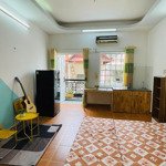 studio ban công - 30m2 - full nội thất - phan xích long - trường sa - phú nhuận - giá rẻ.