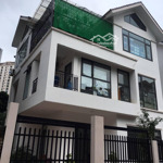 cho thuê liền kề 181 xuân thuỷ- 75m2,4 tầng mỗi tầng chia 2p lh: 0967 566 ***