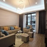 gia đình cần bán gấp căn 156m2 cc dolphin plaza, 3pn full nội thất. giá bán 7,5 tỷ lh 0865626593