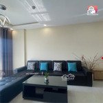 căn hộ sơn trà ocean view, vừa trống ch 2pn, view trực diện biển,nội thất đẹp. tầng cao vào ngay