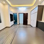 bán nhà 40m2 mễ trì nam từ liêm, xây mới đẹp long lanh ở ngay, ngõ rộng 2.5m, gần ô tô- giá sốc