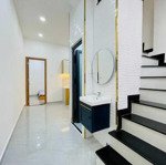 30m2 ngang 4,5m 2 phòng ngủ 2wc giảm 200tr còn 3 tỷ cc nhanh