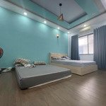 thấp hơn thị trường 03 tỷ nhà hoàn thiện full nội thất ở thang máy 5x22m, hầm + 4 lầu vạn phúc city