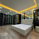 nguyễn khánh toàn - phân lô - ô tô - vài bước ra phố - dt: 75m2 giá 14 tỷ