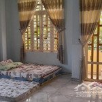 cần chuyển nhà nên bán gấp nhà hà huy giáp thổ cư 75m2, 1 trệt 2 lầu, 3pn 3wc. lh 0932138726