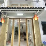 nhà ngộp, diện tích: 30m2, tại đường nguyễn tri phương, quận 10 giá 2ty320