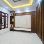 nhà phố vũ ngọc phan.lô góc,nhà mới,ngõ thông rộng.liên hệ e khánh 0939293297