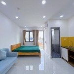 studio ban công full nội thất ngay nguyễn văn đậu gần đh mỹ thuật, vlu, thuận tiện di chuyển q1, q3