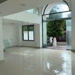 nhà bán mặt tiền bùi thị xuân, p3 , tân bình. (305m2) 7 tầng giá 45 tỷ.