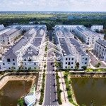 chủ nhà cần bán gấp nhà phố sim city full nội nhất căn góc đẹp