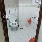 ( q7) căn hộ dịch vụ- hẻm xe hơi- ngang 7,2m2- có dòng tiền ổn định 11 phòng, chỉ 10,9ty