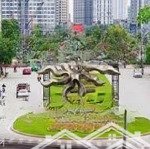 bán gấp căn hộ tại times city.diện tích 95m giá 8.8 tỉ.