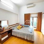 bán nhà, dt 40m2, 5 tỷ trung kính, cầu giấy