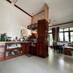 bán gấp nhà góc 2 mặt tiền bùi thị xuân, phan thiết, 100m², kinh doanh tốt, giá 3.95 tỷ!