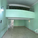 Chung cư lầu 3,104 m², 2 phòng ngủ đường Đỗ Ngọc Thạnh quận 5