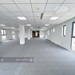 cho thuê 110m2 sàn văn phòng tầng 03 đoạn đẹp nhất lê hồng phong, hải phòng. giá chỉ 19 triệu/tháng