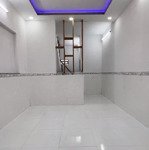 Nhà hẻm đối diện khu dân cư Five Star, 2 phòng ngủ, 2 WC, 1 trệt 1 lầu