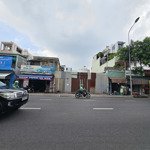 mt nguyễn kiệm, phường 4, quận phú nhuận - diện tích: 9x40m. - hiện trạng: cấp 4. - giá bán: 50 tỷ