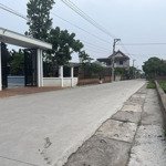 nhìn thích ngay! bán 700m đất rẻ, đẹp, rộng 20m, ngõ ô tô thông gần chợ đông tảo, khoái châu