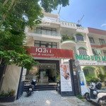 bán nhà mt đường thương mại 25m, khu kinh doanh mua bán sầm uất, dt: 6x18m(108m2) t3l, giá: 30.5 tỷ