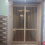 Bán gấp nhà 101m2 kèm 3 phòng trọ đang cho thuê