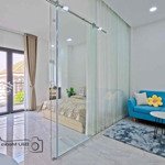 CĂN HỘ 1PN BAN CÔNG 45M2 NGAY TRUNG TÂM GẦN NGÃ 4 PHÚ NHUẬN