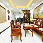 nhà hoàng hoa thám - đầy đủ nội thất - 20m ra ô tô - ngõ trước nhà rộng 5m - 2 mặt thoáng viễn