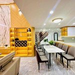 Hiếm ! Cầu Giấy 15m ô tô tránh, kinh doanh, full nội thất, 39,9m2*5T