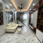 bán nhà minh khai - 50m2 x hơn 7tỷ - ngõ rộng - sân rộng - 30m ra ô tô - dân xây full - nội thất