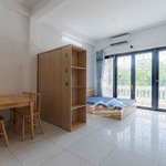 CHO THUÊ CHDV ĐỐI DIỆN CÔNG VIÊN NGUYỄN LÂM, STUDIO BALCON TÁCH BẾP