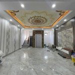 bán nhà vạn bảo,ba đình. ngõ thông 2 thoáng. 40m2. 6 tầng. thang máy. đủ nội thất. giá 14.3 tỷ