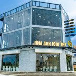 bán showroom toà nhà 2 mặt tiền có hđ thuê 30tr/tháng