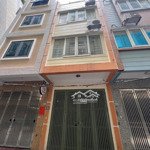 cực hiếm, bán nhà chợ xanh cầu giấy 2 mặt ngõ ô tô kinh doanh đỉnh, 35,5 m2, giá 12,5 tỷ.