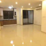 bán căn góc 2pn 79m2 giá thỏa thuận, ban công thoáng mát kim ngân 0946675668