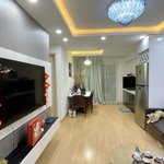 chính chủ bán căn 2 ngủ 60m2 60b nguyễn huy tưởng. ban công đông nam, đủ nội thất, sổ đỏ. 4 tỷ