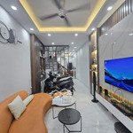 siêu phẩm! phạm văn đồng, gần bộ công ăn ngõ nông thẳng tắp, 15m ra phố, 40m2*5t