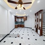 nhà mới 32m2 x 5 tầng, tây mỗ, ngõ thông, ôtô đỗ cổng, view vinhomes. giá 4,95 tỷ lh 0977595829